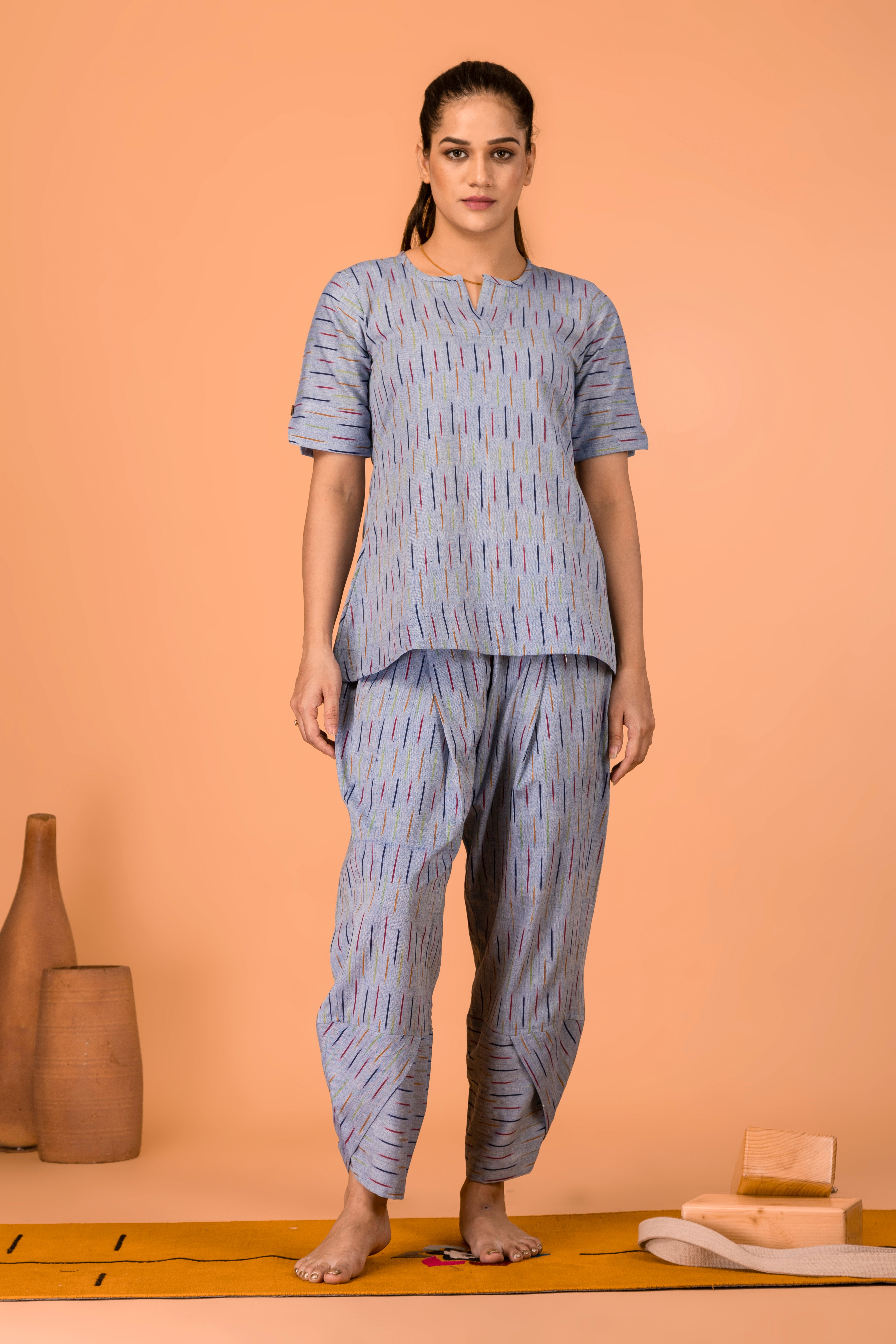 Dhara Yoga Top Covered (With Sleeves)- Ikat Blue