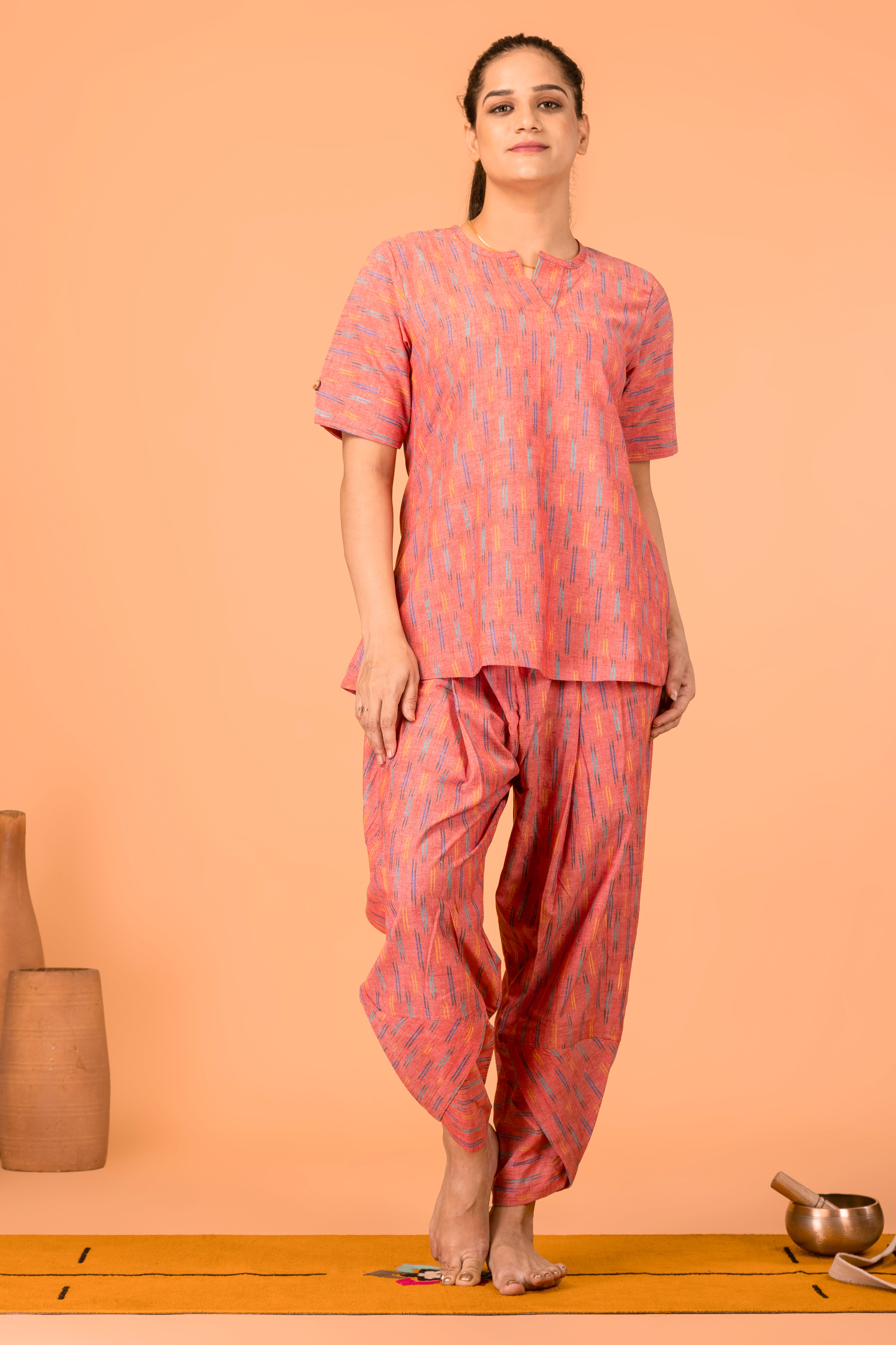 Dhara Yoga Top Covered (With Sleeves)- Ikat Pink