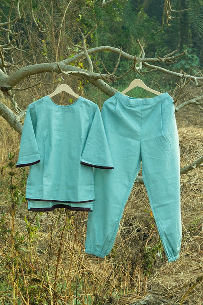 Shakti Yoga Set- Aqua Breeze