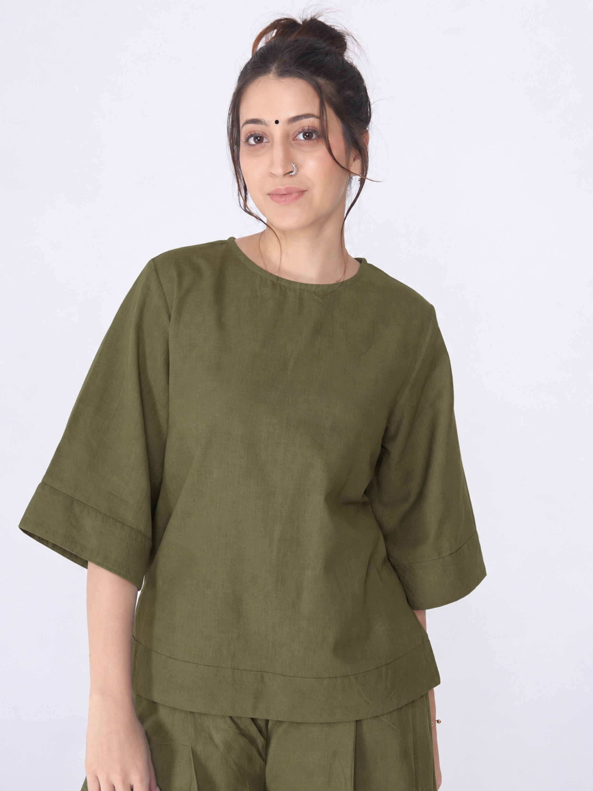 Shakti 2.0 Complete Women Cotton Yoga Set| Olive