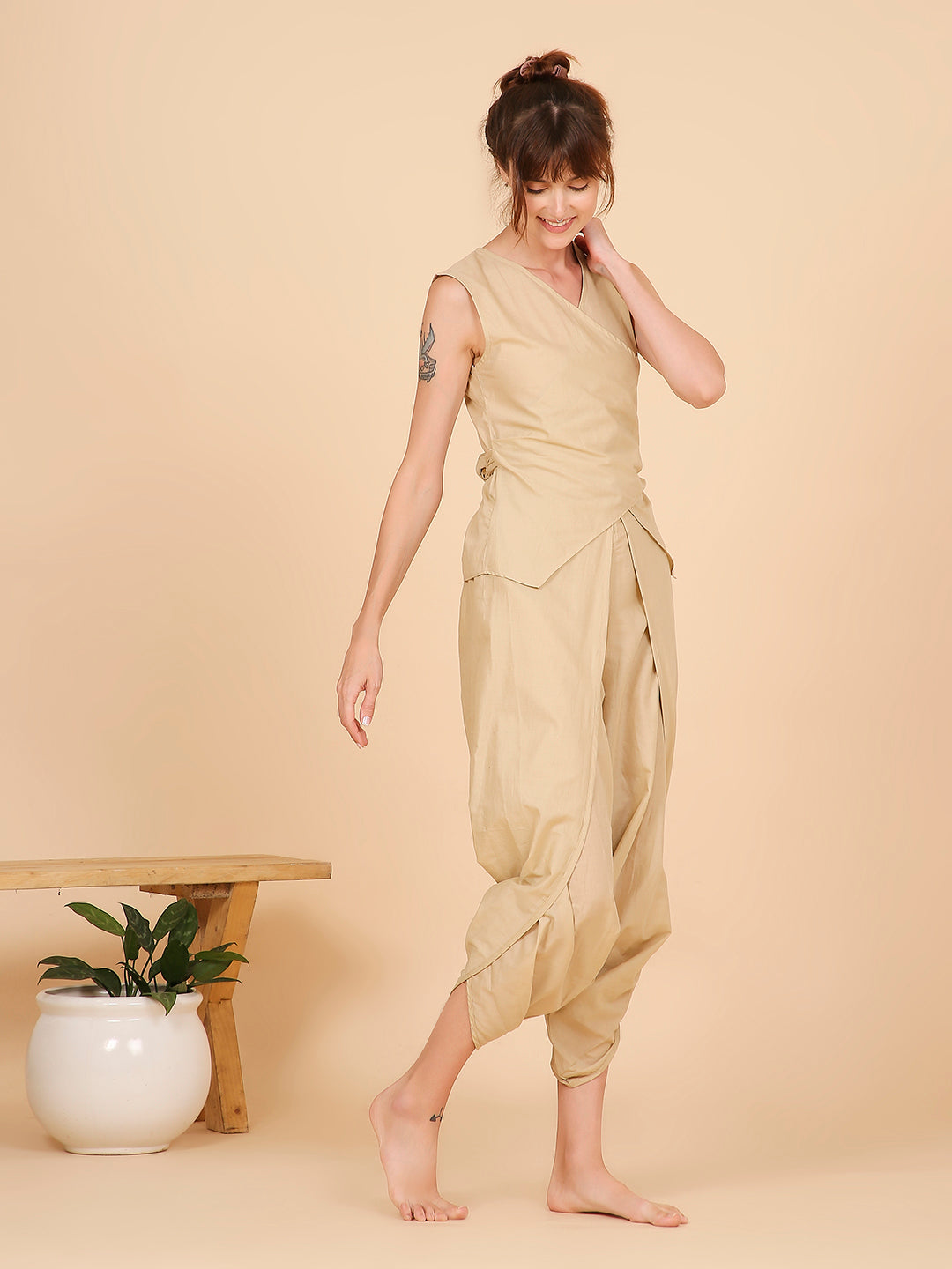 Arya Yoga Pants- Chandan