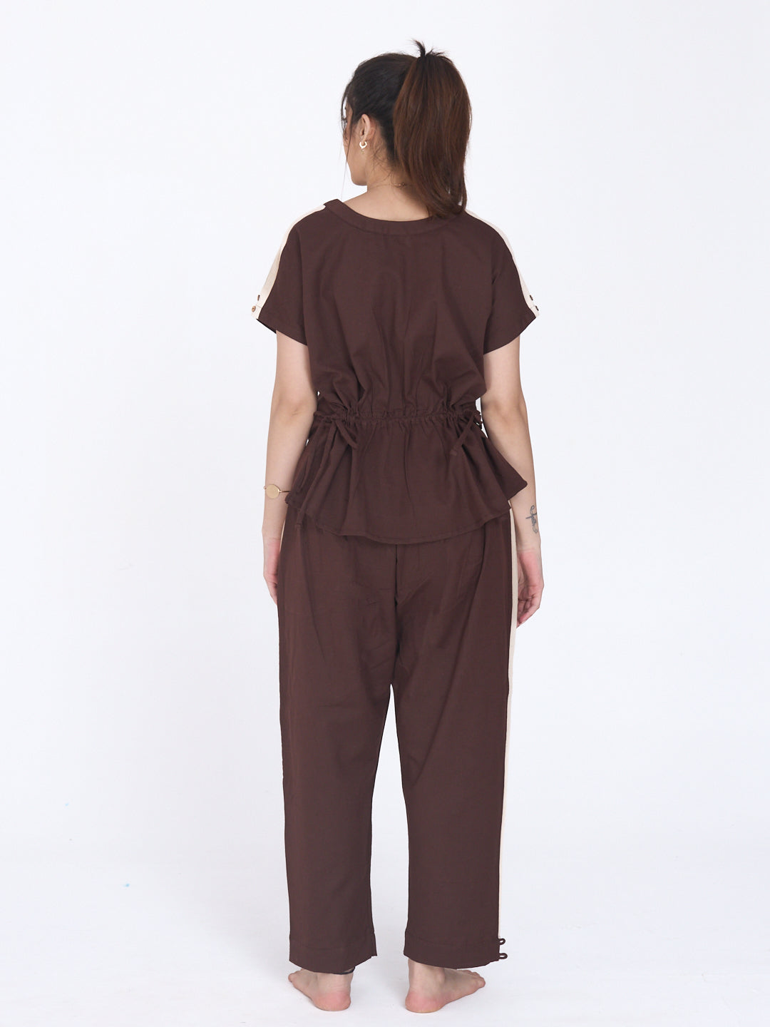 Mukti 2.0 Complete Cotton Yoga Set for Women | Brown